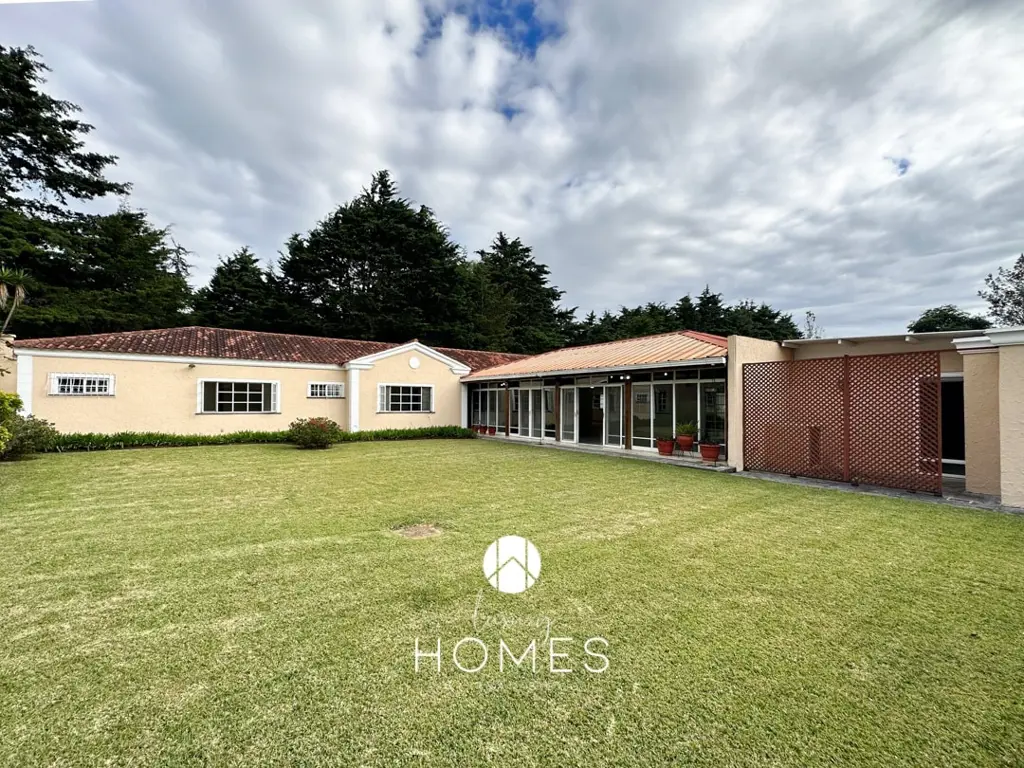 Casa con jardín en Renta Km 23.5 Carretera a El Salvador